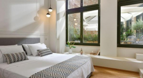 Magnificent Athens Villa | 1 Bedroom | Villa Aizen | Garden View | Ground Floor | Platia Agion Asomaton